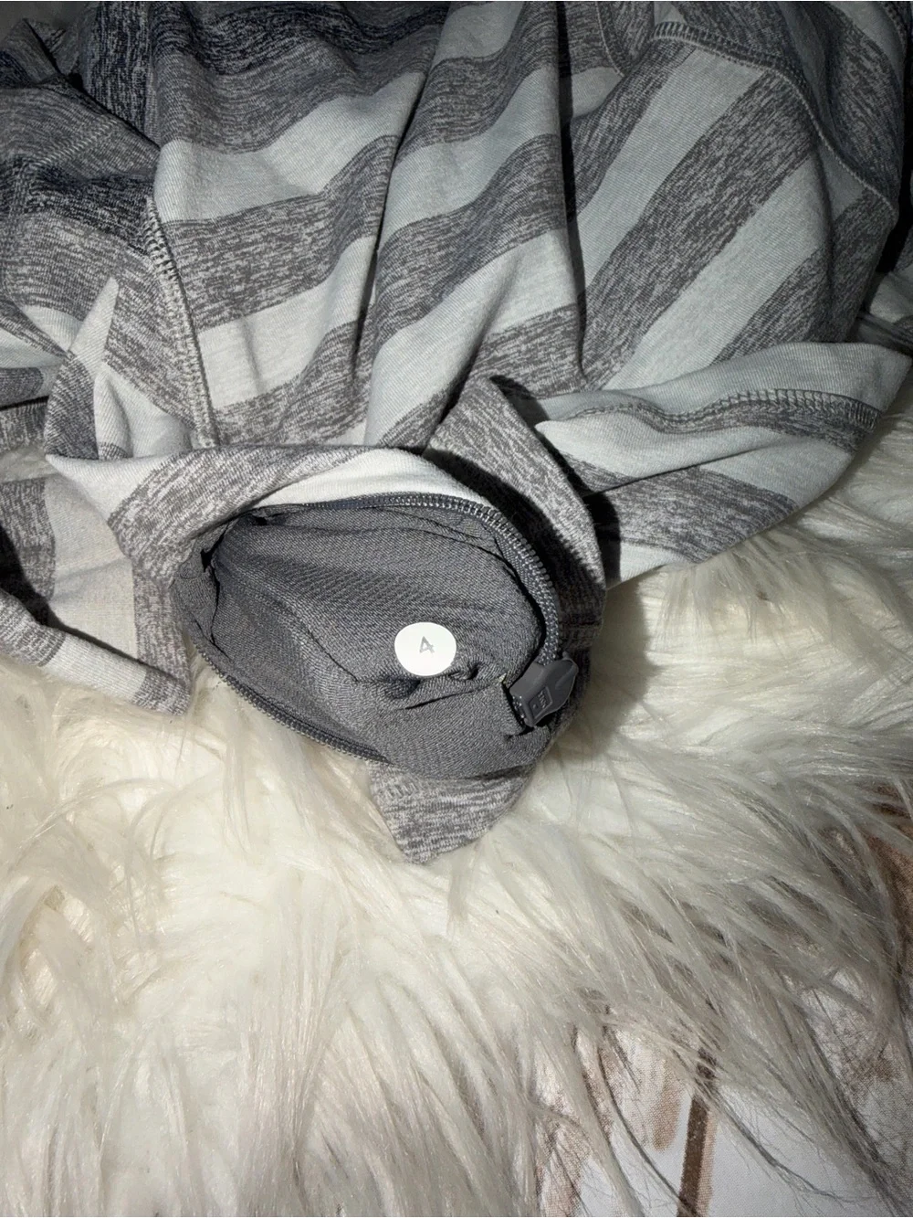 Lululemon Race Your Pace 1/2 Zip in the Marshmallow Stripe Heathered Slate Sz 4